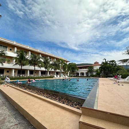 Villa Blanca Hotel & Restaurant Chao Lao Beach Exterior photo